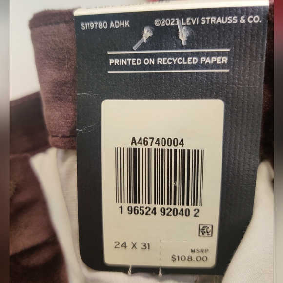 NWT Levi's brown velvet baggy trouser Woman's size 24x31 - Picture 4 of 6